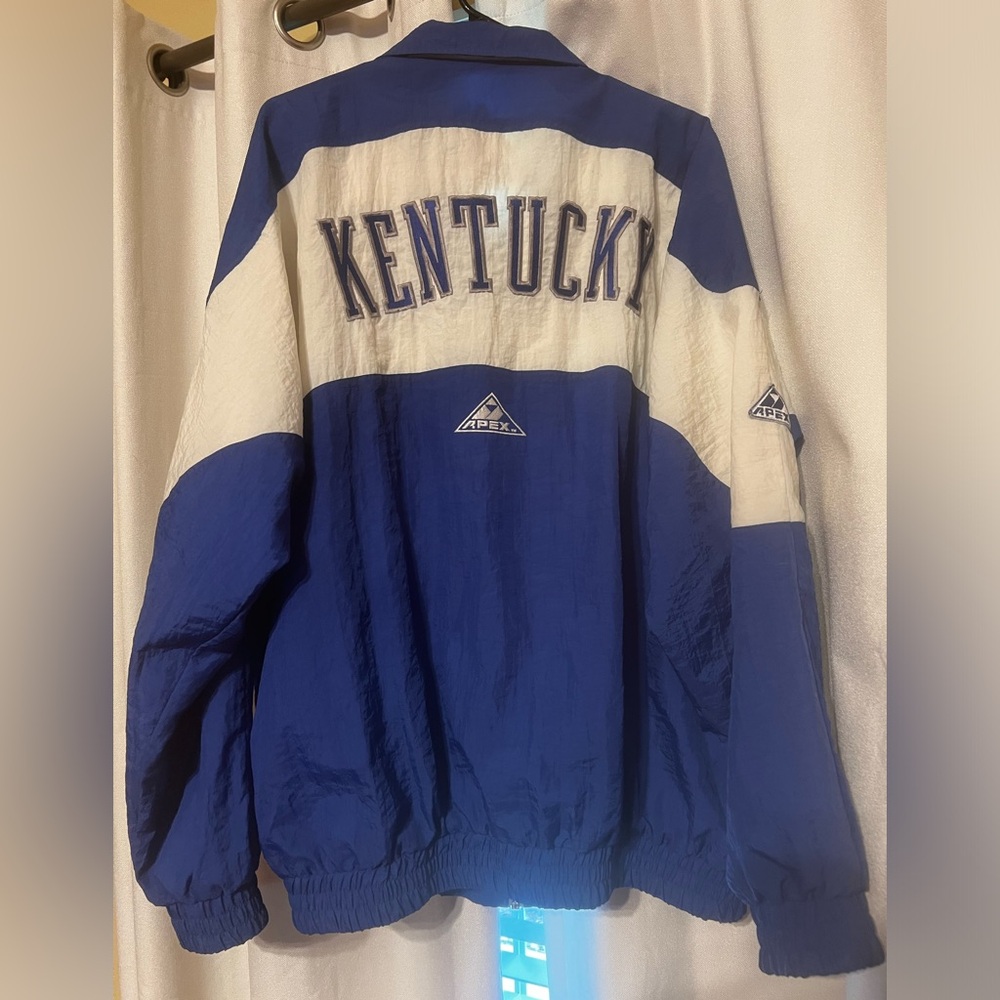 VTG Apex One Kentucky UK Wildcats Windbreaker Jacket